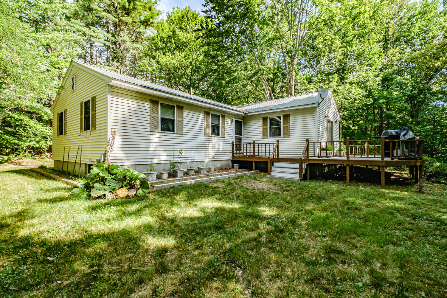 931 Tripptown Road Hiram, ME 04041 - Photo 1 of 41 1