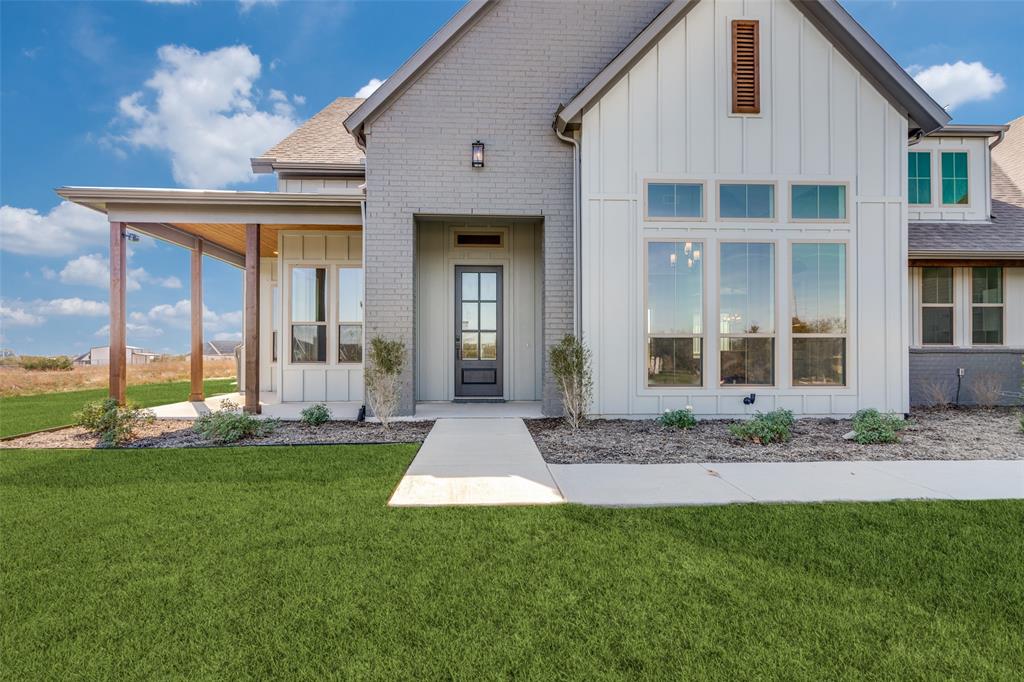 560 Aermotor Loop Weatherford, TX 76085 - Photo 3 of 30