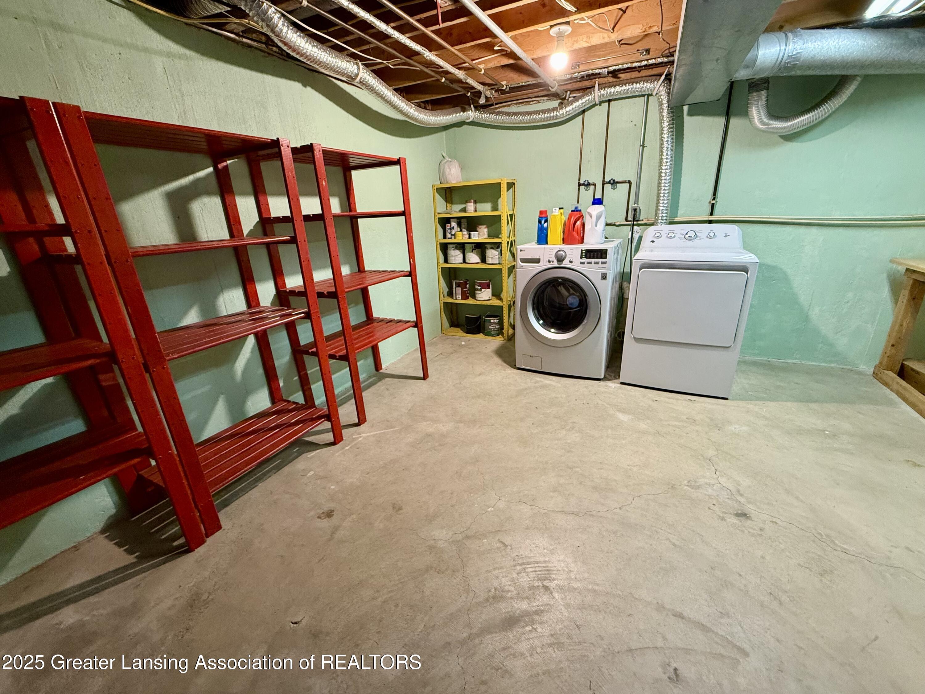 2198 Hamilton Road Okemos, MI 48864 - Photo 43 of 61 Laundry