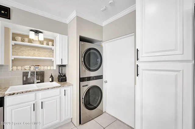 $925,000 | 1034 Bali Road, Cocoa Beach, FL 32931