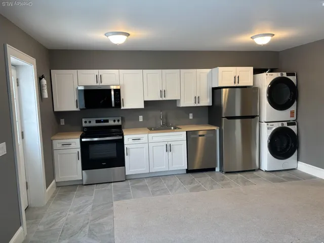 $2,250 | 32 Western Avenue, Unit SUITE 3, Marlboro, NY 12542