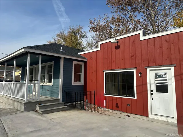 $2,250 | 32 Western Avenue, Unit SUITE 3, Marlboro, NY 12542