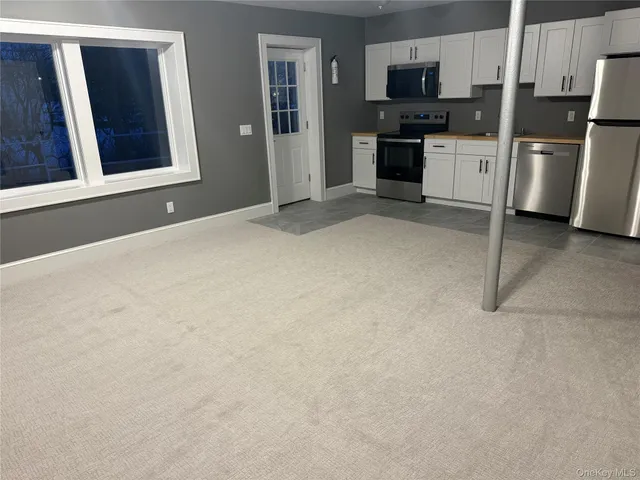 $2,250 | 32 Western Avenue, Unit SUITE 3, Marlboro, NY 12542