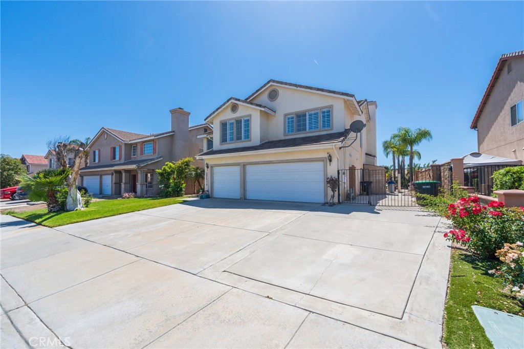 32914 Willow Bay Road Wildomar, CA 92595 - Photo 4 of 36 Front 2