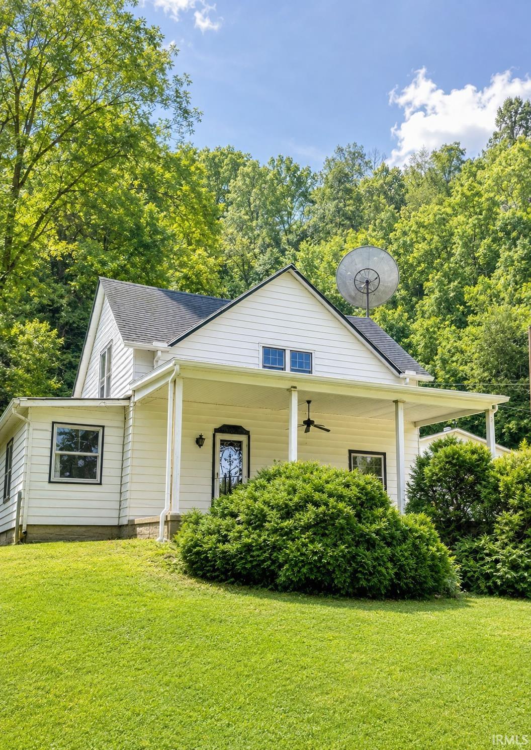 695 West Riverside Drive Peru, IN 46970 - Photo 2 of 28 Gallery Image 2