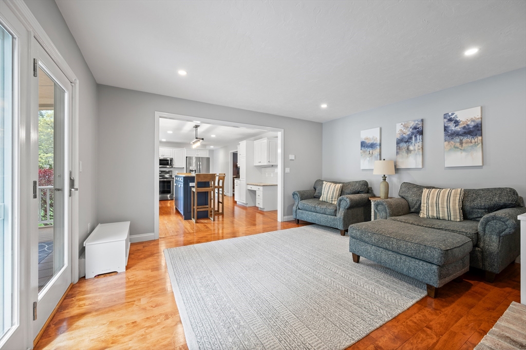 3 Post Road Foxboro, MA 02035 - Photo 11 of 40 Gallery Image 11