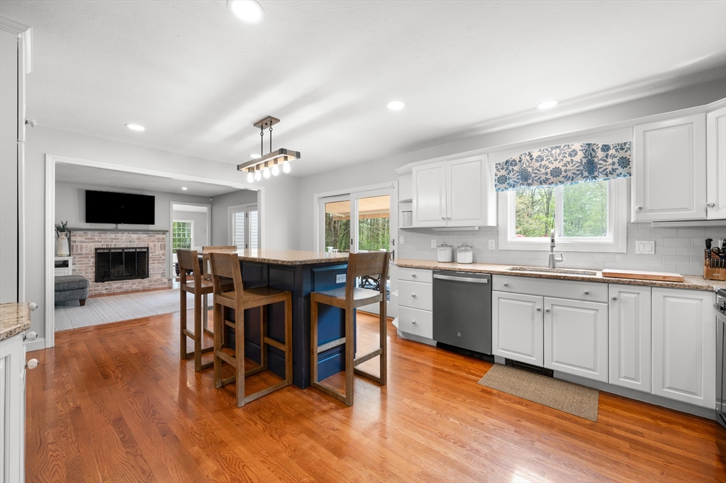 3 Post Road Foxboro, MA 02035 - Photo 14 of 40 Gallery Image 14