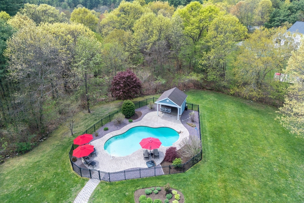 3 Post Road Foxboro, MA 02035 - Photo 4 of 40 Gallery Image 4