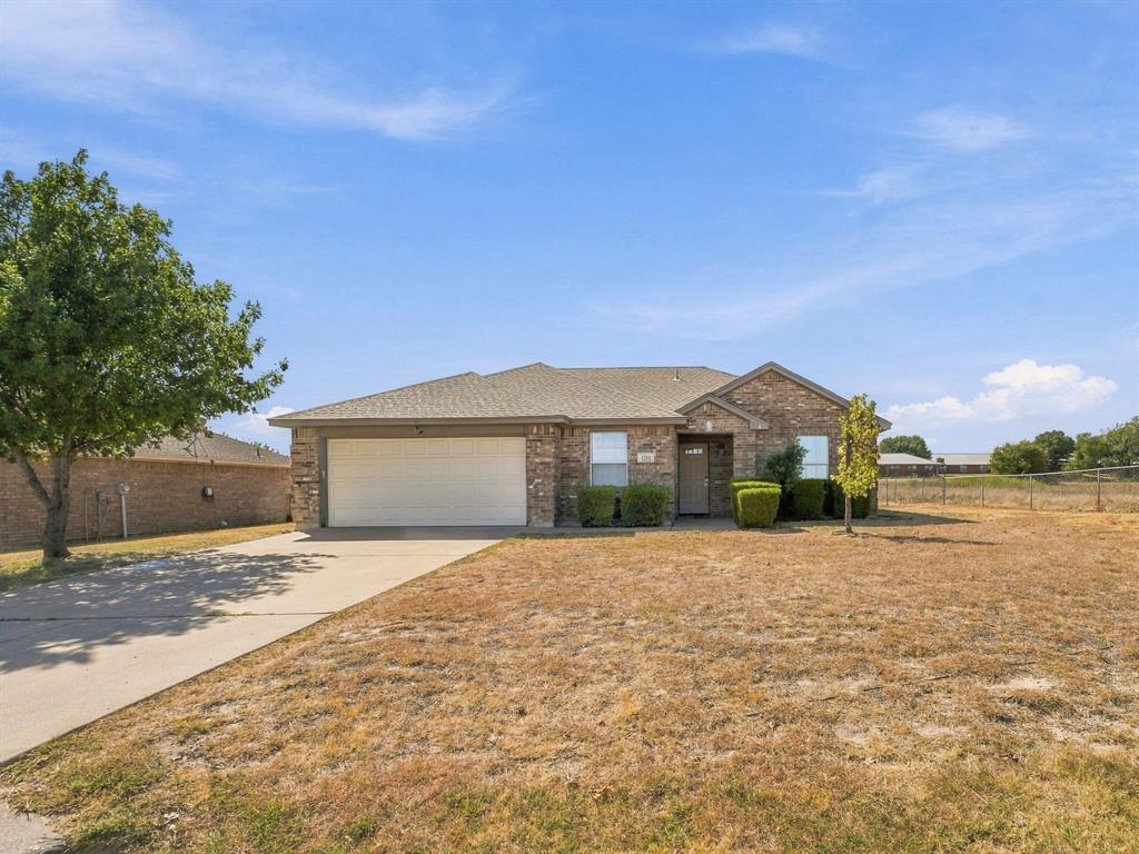 1711 North Chenoweth Road Decatur, TX 76234 - Photo 2 of 36 Gallery Image 2