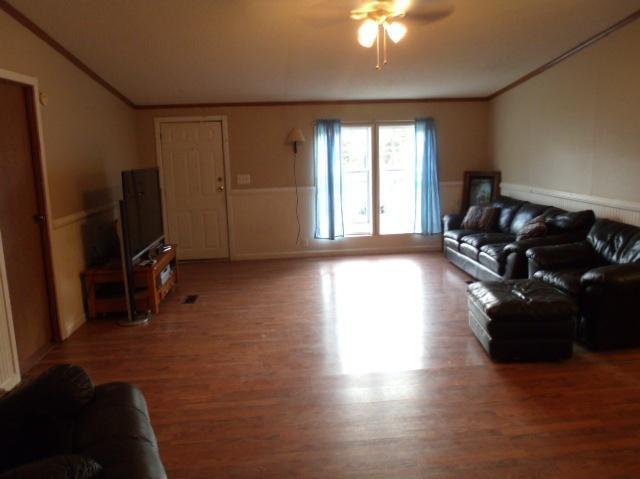 475 Gardiner Road Whitefield, ME 04353 - Photo 7 of 26 Living Room.