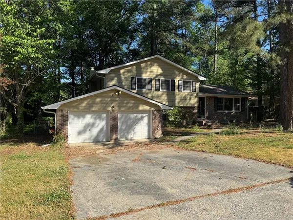 $205,000 | 1130 Buckhurst Drive, Atlanta, GA 30349