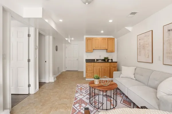 $1,188,000 | 318 St Francis Boulevard, Daly City, CA 94015