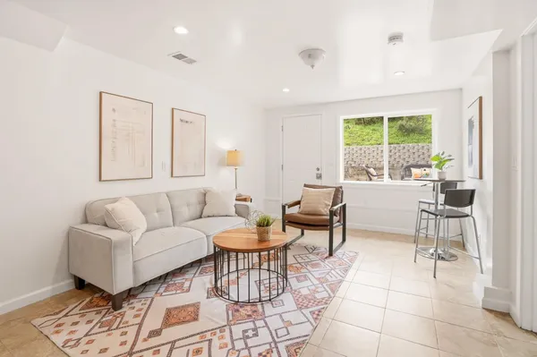 $1,188,000 | 318 St Francis Boulevard, Daly City, CA 94015