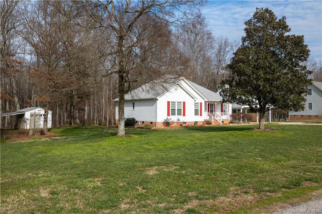 1428 Dove Landing Road York, SC 29745 - Photo 12 of 46 Gallery Image 12