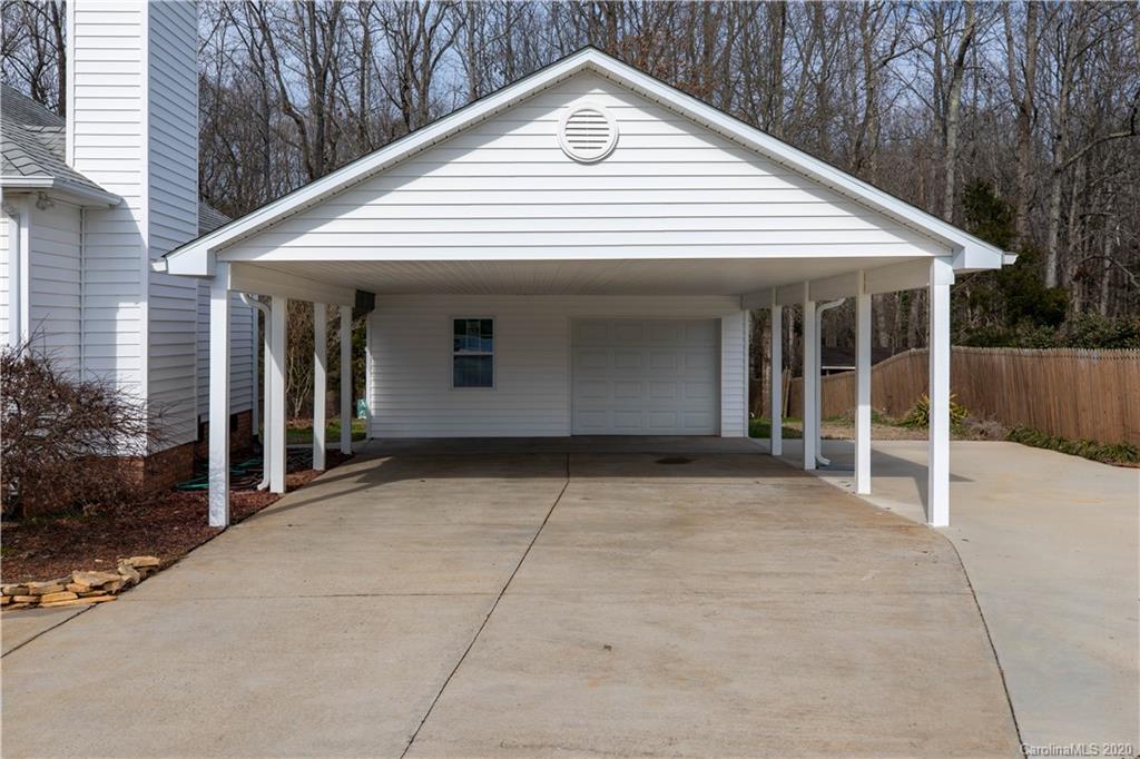 1428 Dove Landing Road York, SC 29745 - Photo 16 of 46 Gallery Image 16