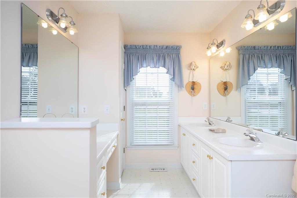 1428 Dove Landing Road York, SC 29745 - Photo 27 of 46 Gallery Image 27