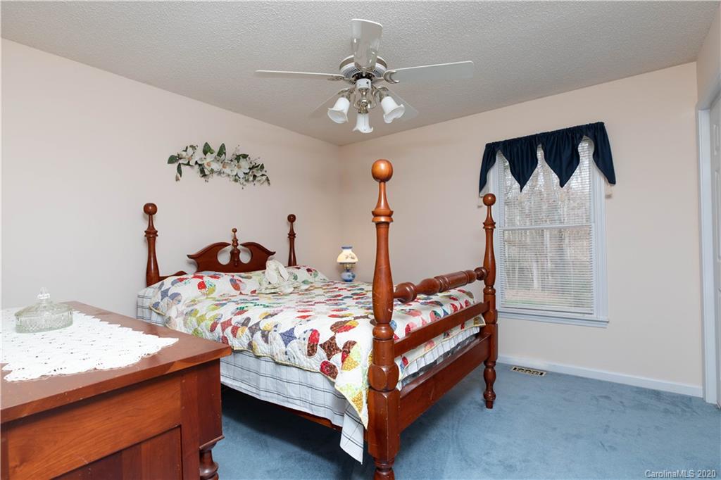 1428 Dove Landing Road York, SC 29745 - Photo 30 of 46 Gallery Image 30