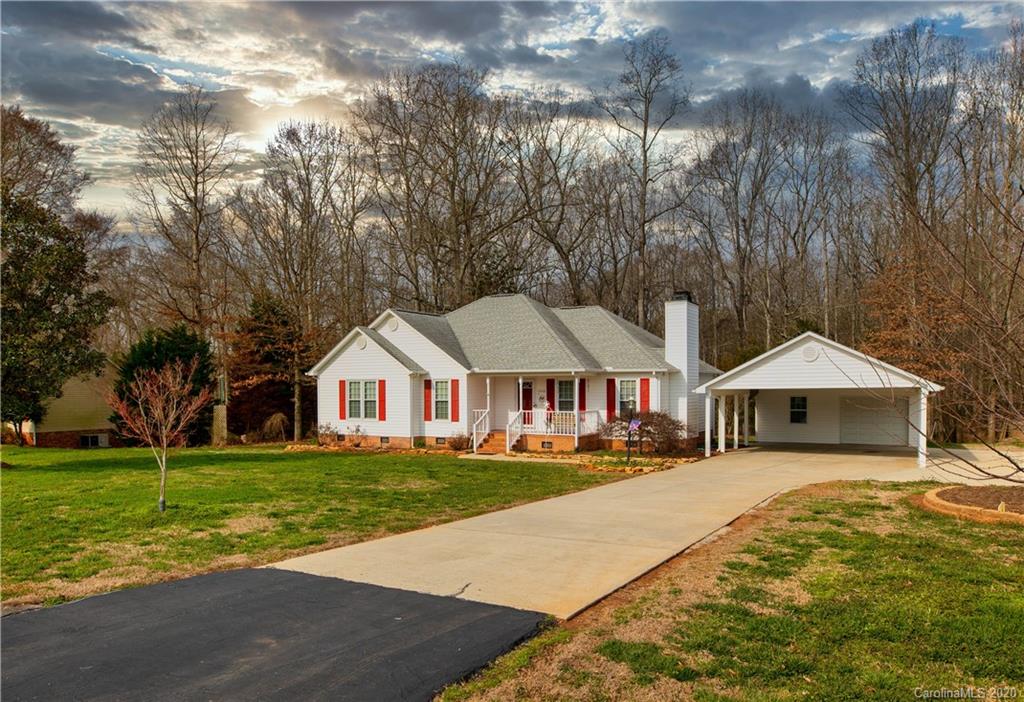 1428 Dove Landing Road York, SC 29745 - Photo 6 of 46 Gallery Image 6