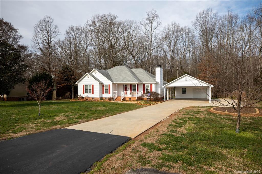 1428 Dove Landing Road York, SC 29745 - Photo 9 of 46 Gallery Image 9