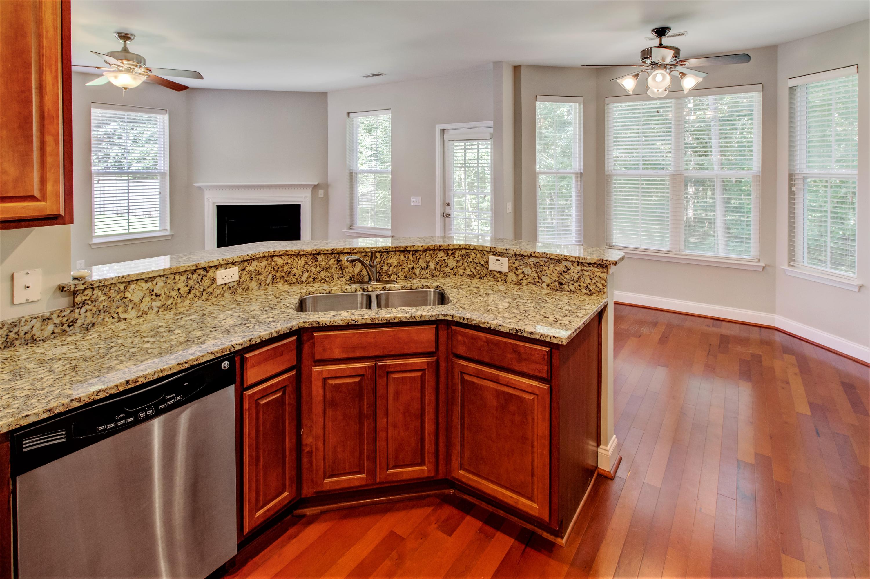 157 Instructor Court Ladson, SC 29456 - Photo 10 of 32 Kitchen