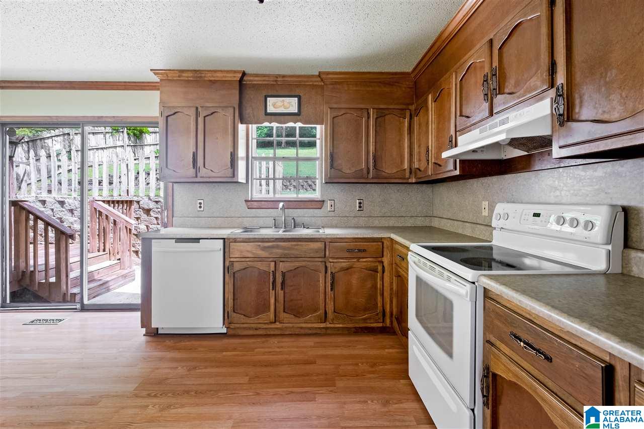 5802 Dug Hollow Road Pinson, AL 35126 - Photo 3 of 29