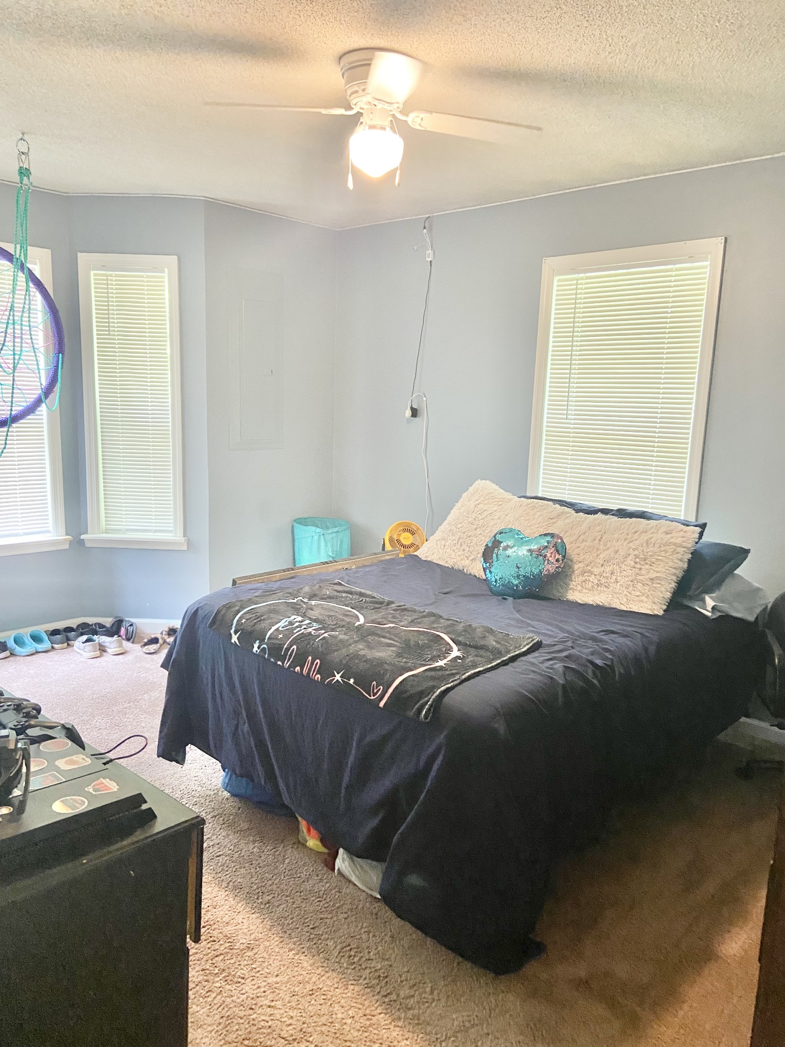 1050 West Point Road Lawrenceburg, TN 38464 - Photo 12 of 17 a bedroom with a bed and a mirror