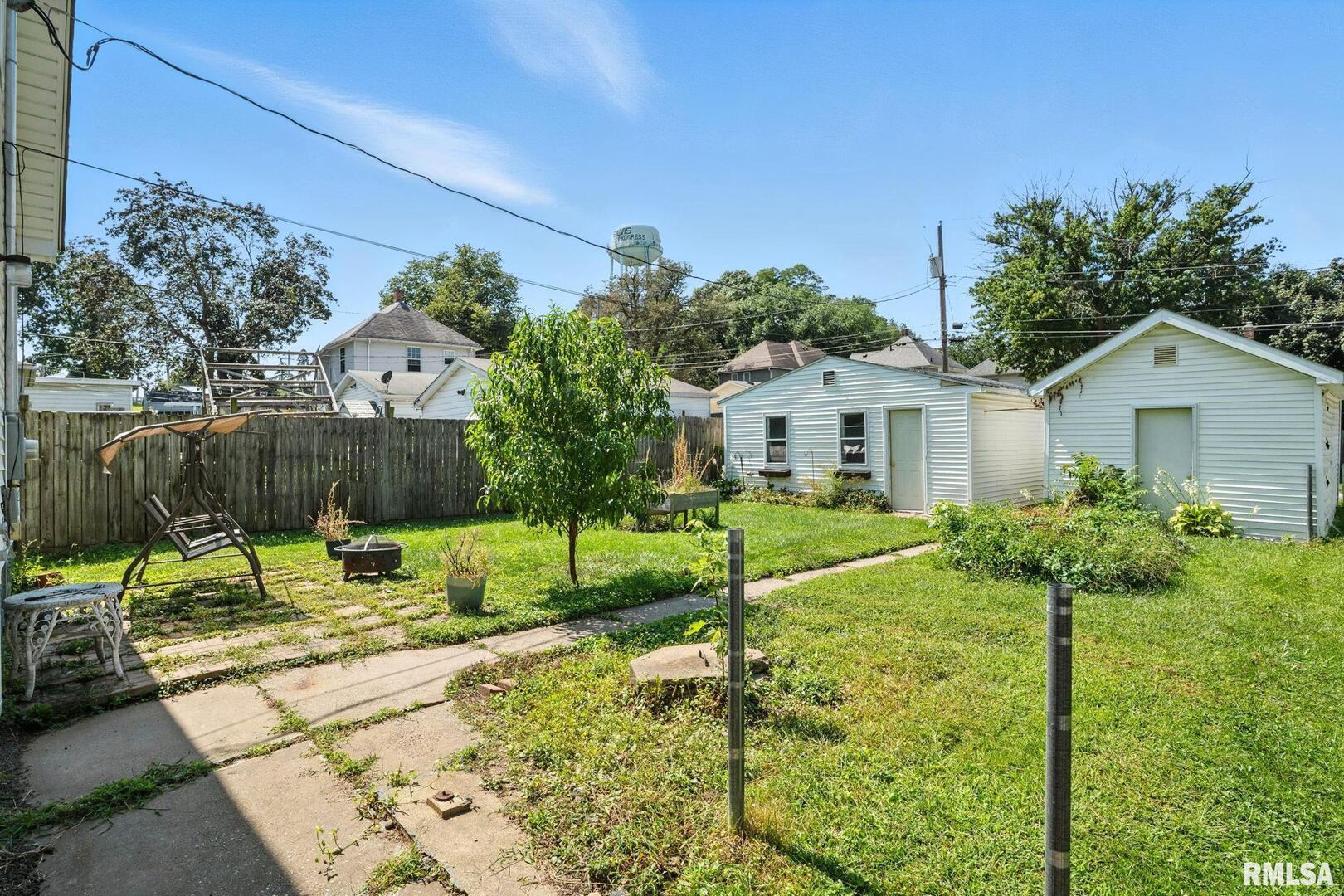 142 11th Street Silvis, IL 61282 - Photo 4 of 21