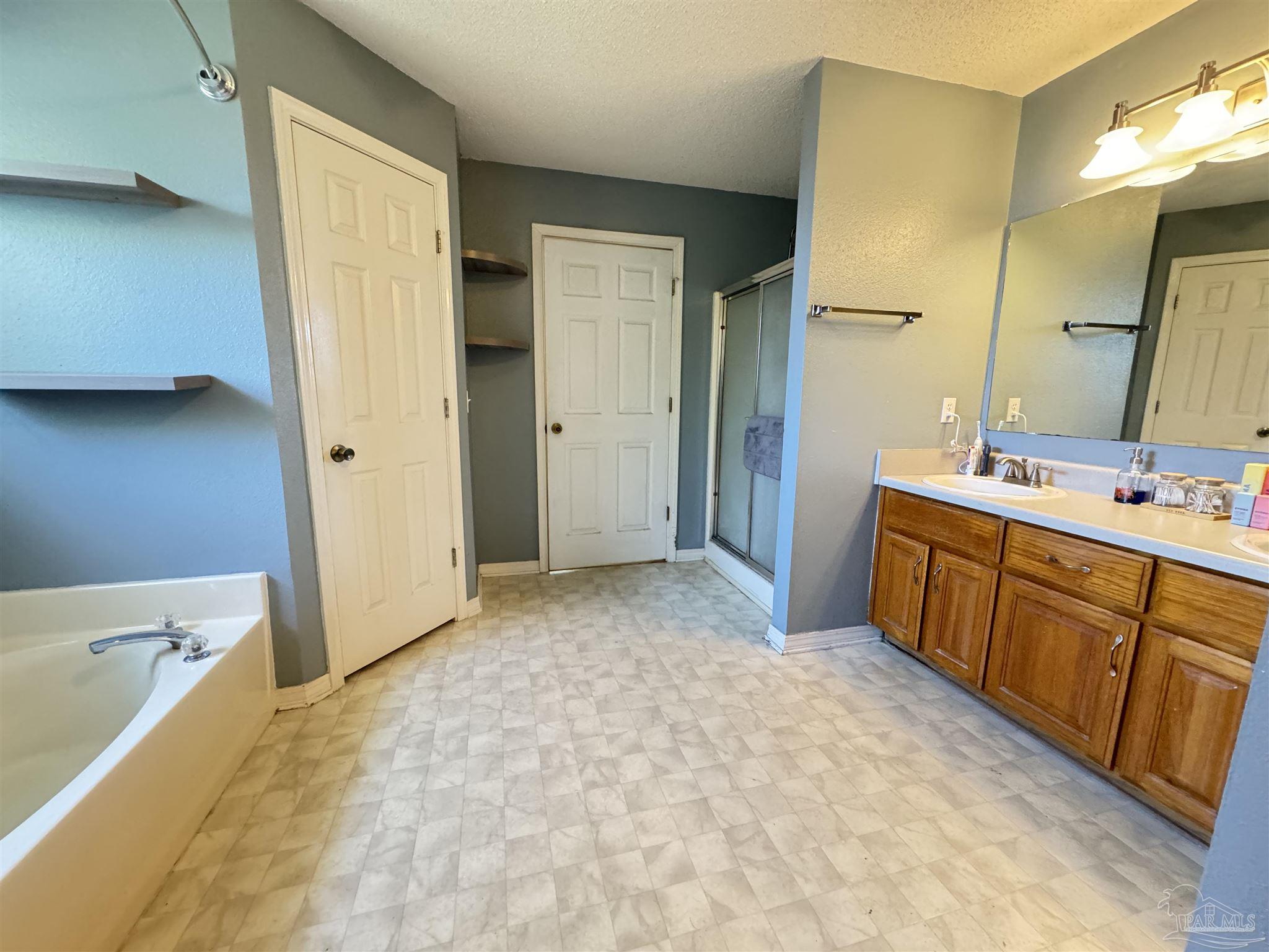 5848 Pebble Ridge Drive Milton, FL 32583 - Photo 16 of 27
