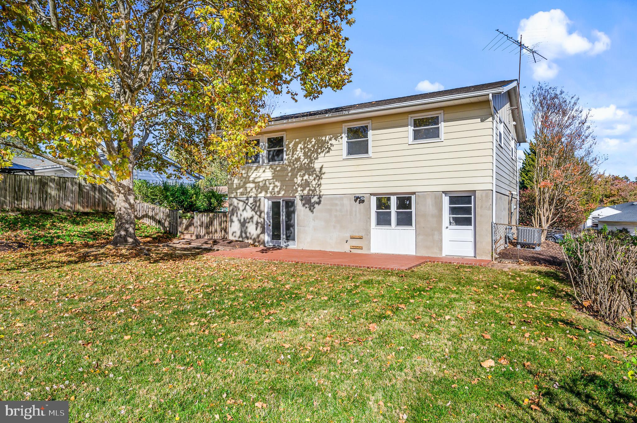 1031 South Hoga Road Sterling, VA 20164 - Photo 27 of 28 Gallery Image 27