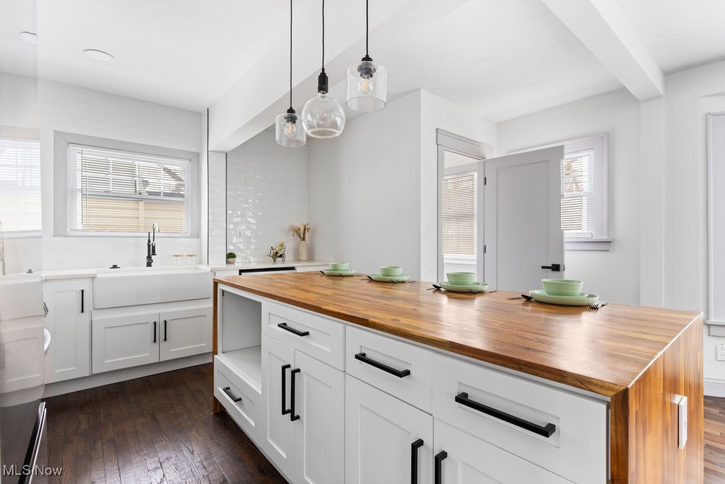 3385 Silsby Road Cleveland, OH 44118 - Photo 8 of 48 Gallery Image 8