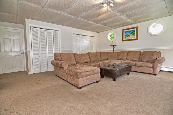 18 Fairbrook Road Framingham, MA 01701 - Photo 8 of 18 Gallery Image 8