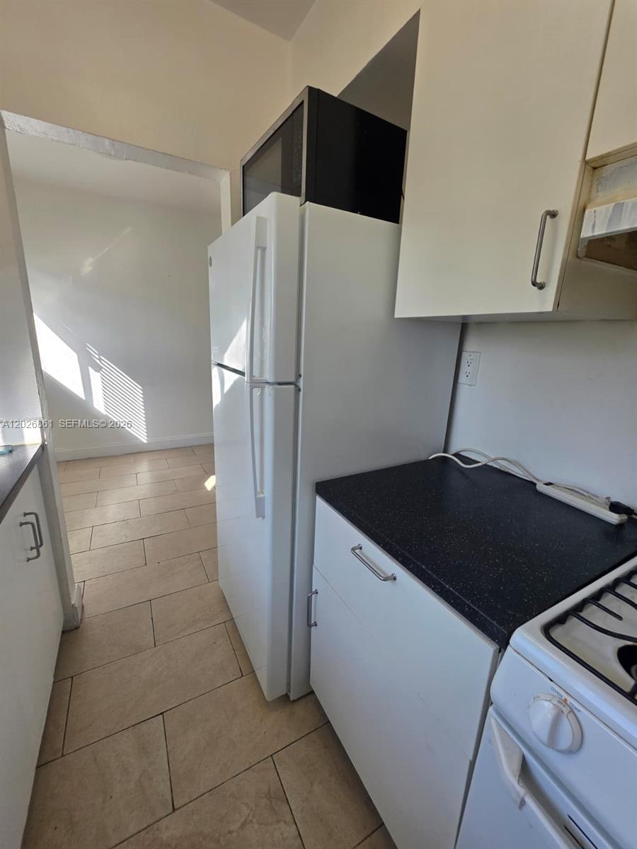 7155 Rue Notre Dame, Unit 6 Miami Beach, FL 33141 - Photo 7 of 17