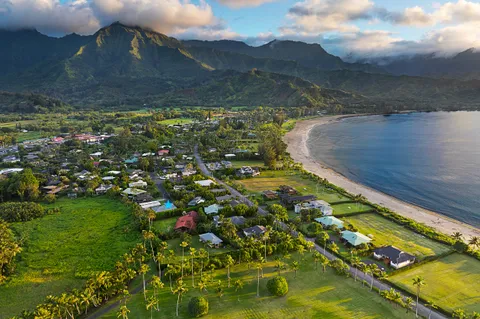 $5,500,000 | 5071 Opelu Street, Unit A, Hanalei, HI 96714