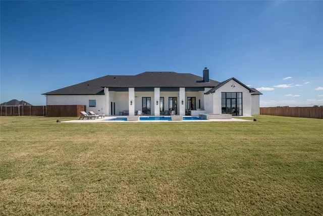 $1,599,000 | 134 Sunflower Street, Lorena, TX 76655