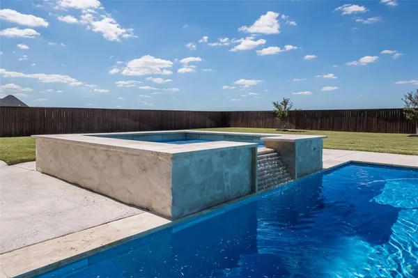 $1,599,000 | 134 Sunflower Street, Lorena, TX 76655