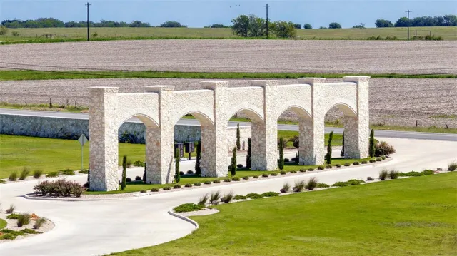 $1,599,000 | 134 Sunflower Street, Lorena, TX 76655