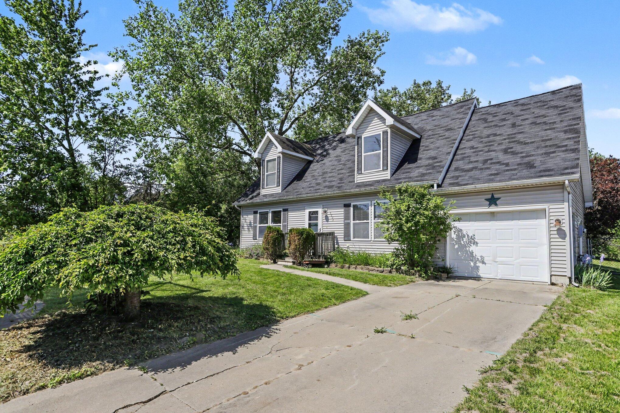 6006 Wise Road Lansing, MI 48911 - Photo 3 of 20 003_file_7189