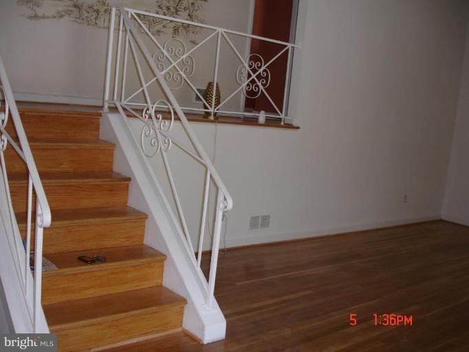 12910 Bluhill Road Silver Spring, MD 20906 - Photo 2 of 10 a view of entryway