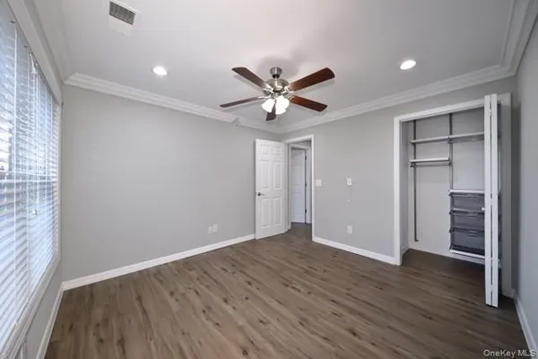 $3,470 | 2200 Dolphin Lane, Unit 106, Holbrook, NY 11741