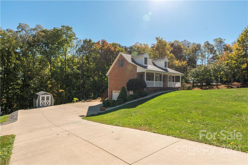 1855 Simpson Mill Road Mount Airy, NC 27030 - Photo 3 of 38 Gallery Image 3