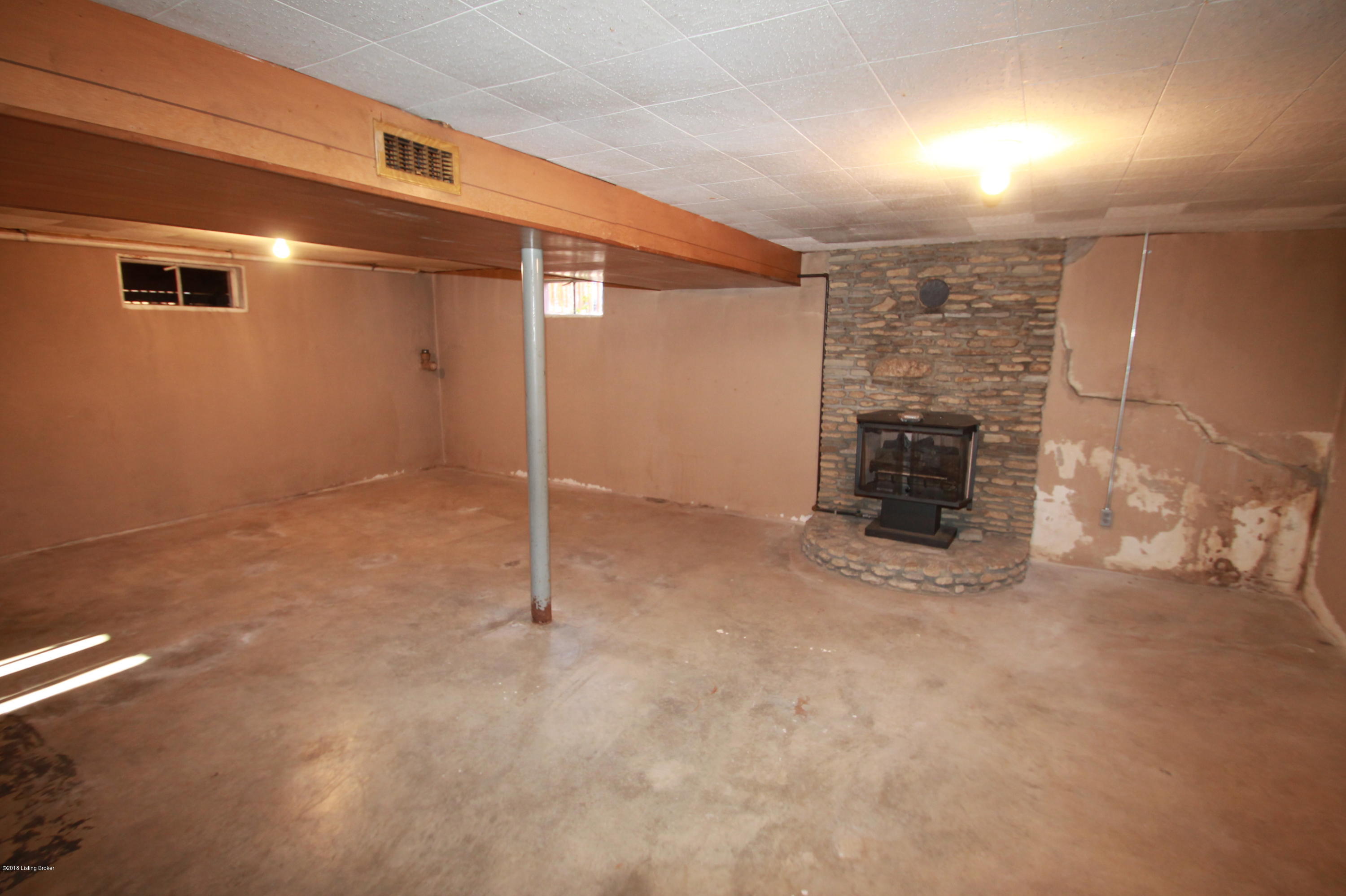 7305 Meadow Road Crestwood, KY 40014 - Photo 20 of 29 IMG_8650