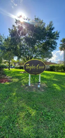 $1,800 | 3124 Highway 441, Unit J1, Okeechobee, FL 34974