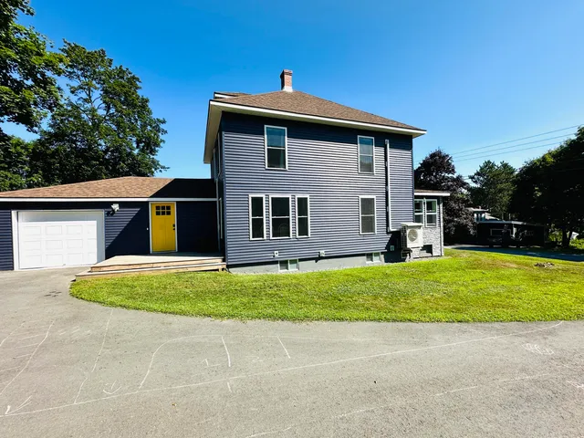 $339,500 | 25 Hillside Avenue, Old Town, ME 04468