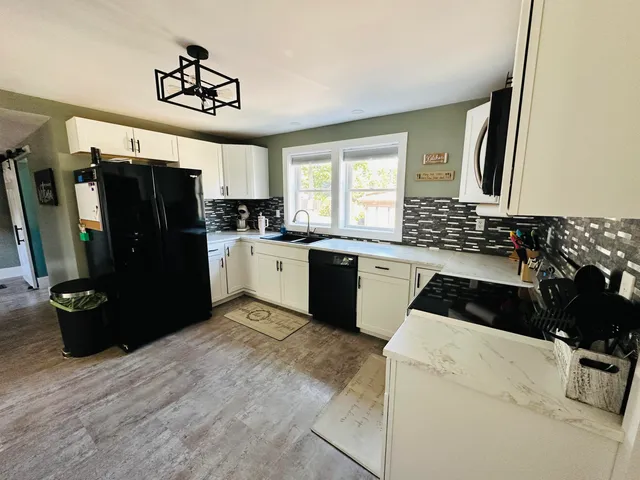 $339,500 | 25 Hillside Avenue, Old Town, ME 04468