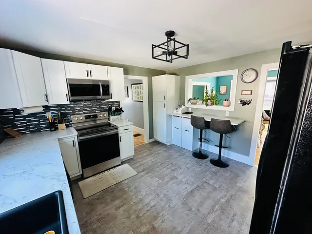 $339,500 | 25 Hillside Avenue, Old Town, ME 04468