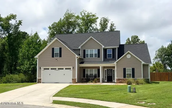 $585,000 | 302 Seaglass Court, Swansboro, NC 28584