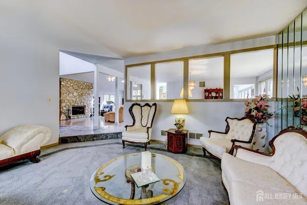 $975,000 | 6 Keen Lane, Edison, NJ 08820