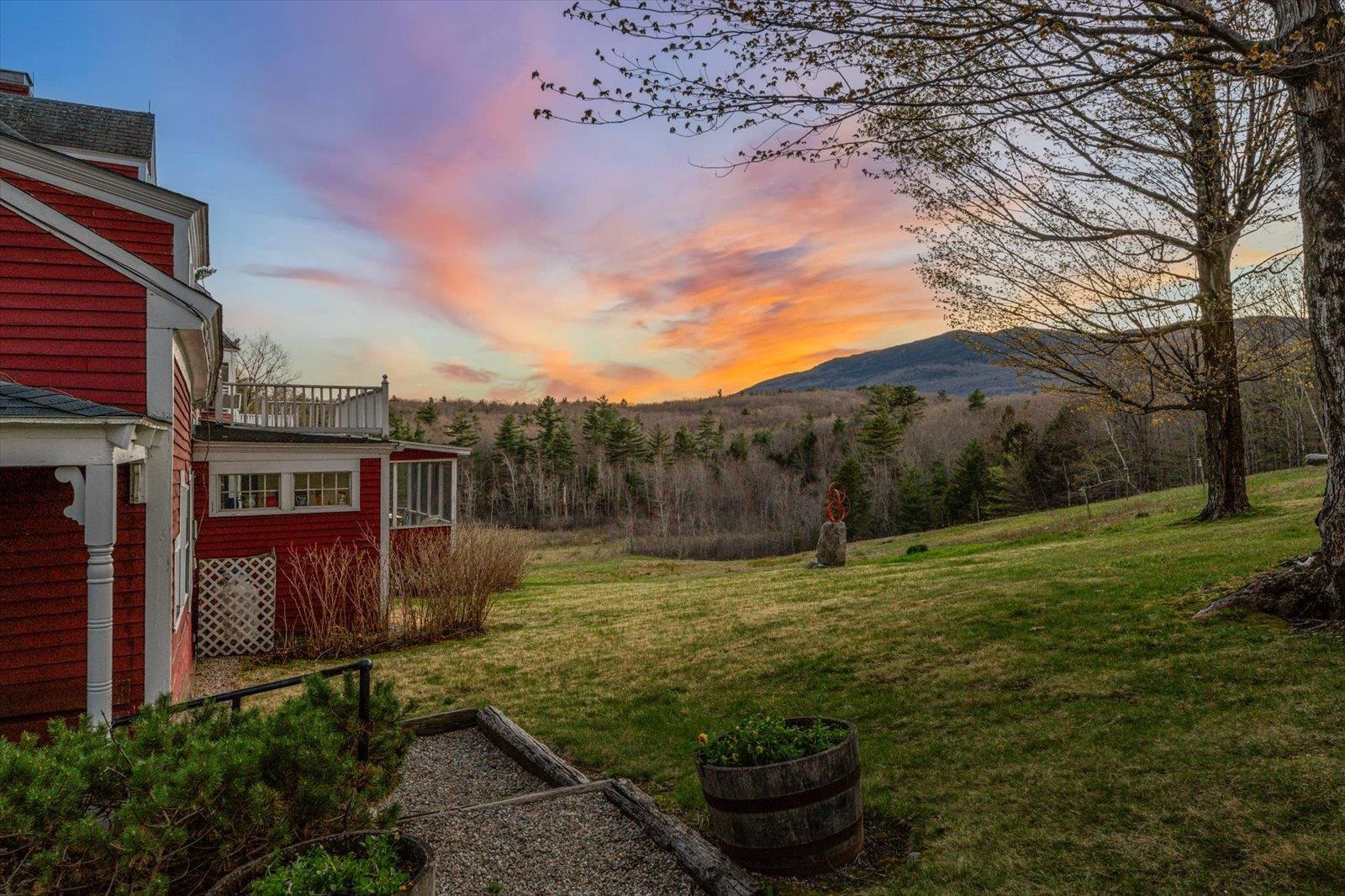 144 Parsons Road Dublin, NH 03444 - Photo 4 of 40