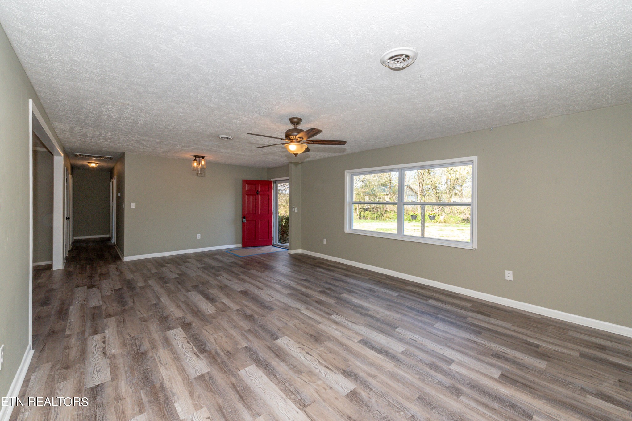 237 Old Suddath Road Harriman, TN 37748 - Photo 7 of 51 Gallery Image 7