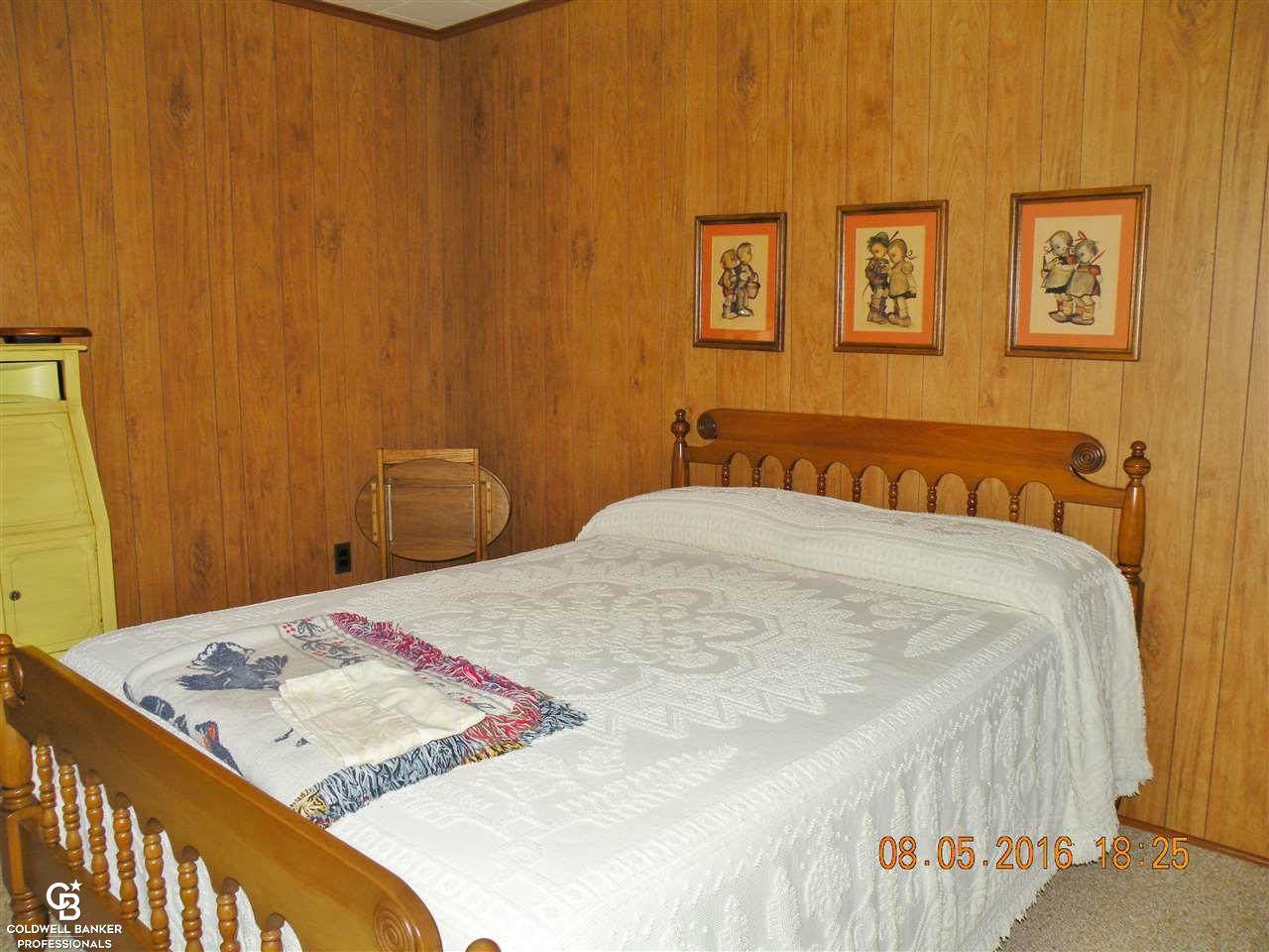 1817 North River Road St. Clair, MI 48079 - Photo 17 of 39 Bedroom main house